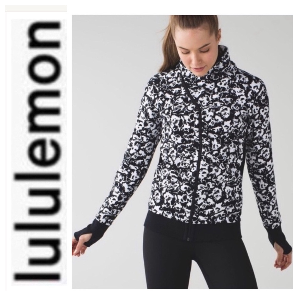 LULULEMON  CUDDLE UP JACKET IN FLEUR SOMBRE WHITE BLACK SIZE 4